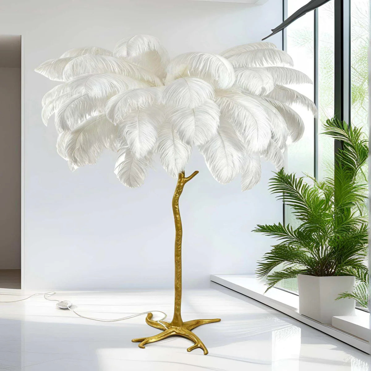 Ostrich Feather Floor Lamp | Golden 4-Light Branch